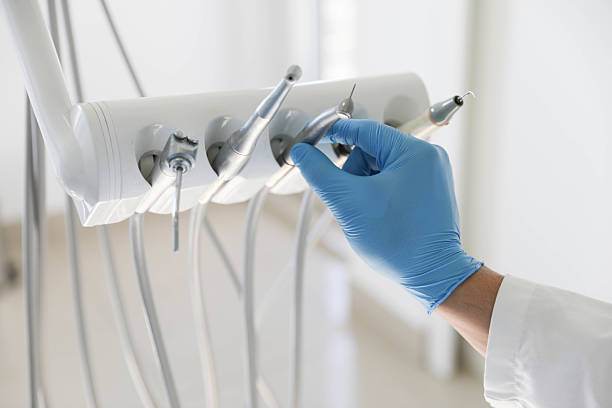 Professional Tooth Extraction technician working in Chincoteague, VA